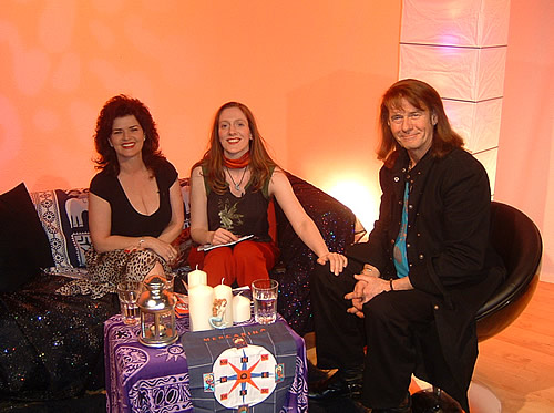 Samantha Backman and Carina Coen with Nick Ashron on Nick Ashron's Lightworker's Guide to the Galaxy TV Show